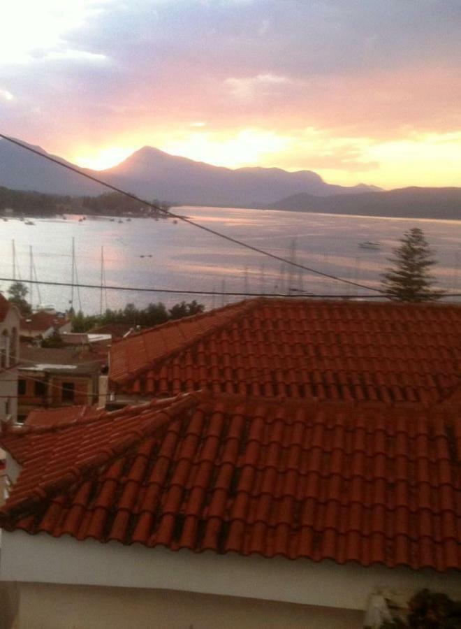Theseus Apartment Poros Town Luaran gambar